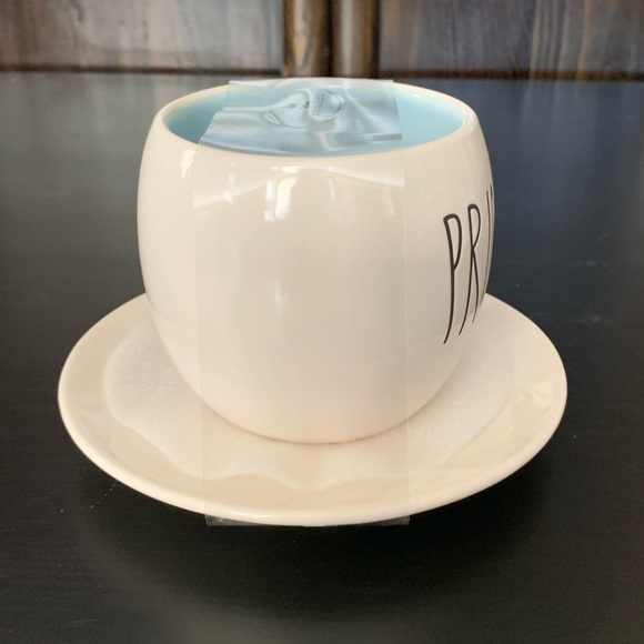 Rae Dunn PRINCESS Cinderella Glass Slipper Disney Collection Mug & Saucer Set - Picture 6 of 8